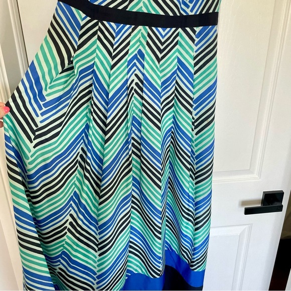 Blue and Gray Chevron Halter Maxi Sundress - Picture 4 of 8